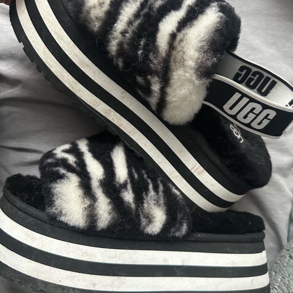 UGG Black and White Fluffy Platform Sandals